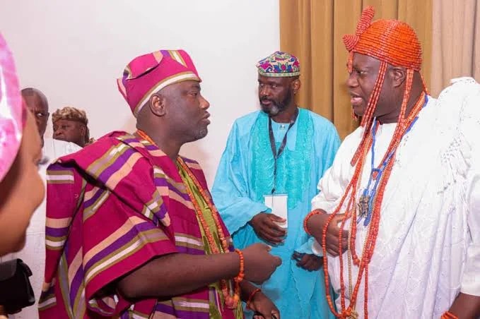 Supremacy Tussle As Alaafin Gives Ooni 48 Hours To Revoke Sanusi’s Chieftaincy Title Or Face Consequences