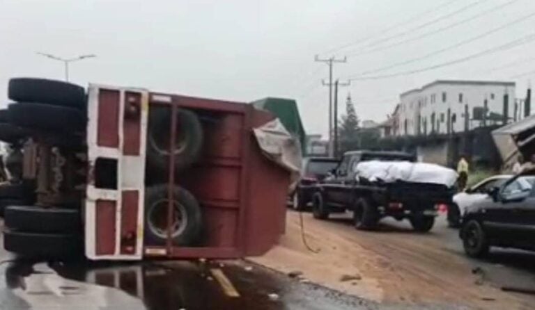 Eight Dead As Multiple Trucks Collide On Ibadan-Expressway